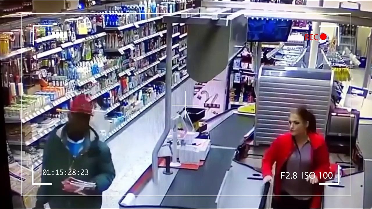 Counter Girl Fight Video - How she Survive!!!!