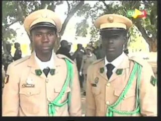 128 Sergents de l’École des Sous-Officiers d'Active de Banankoro sont prêt a servir l'Armée.