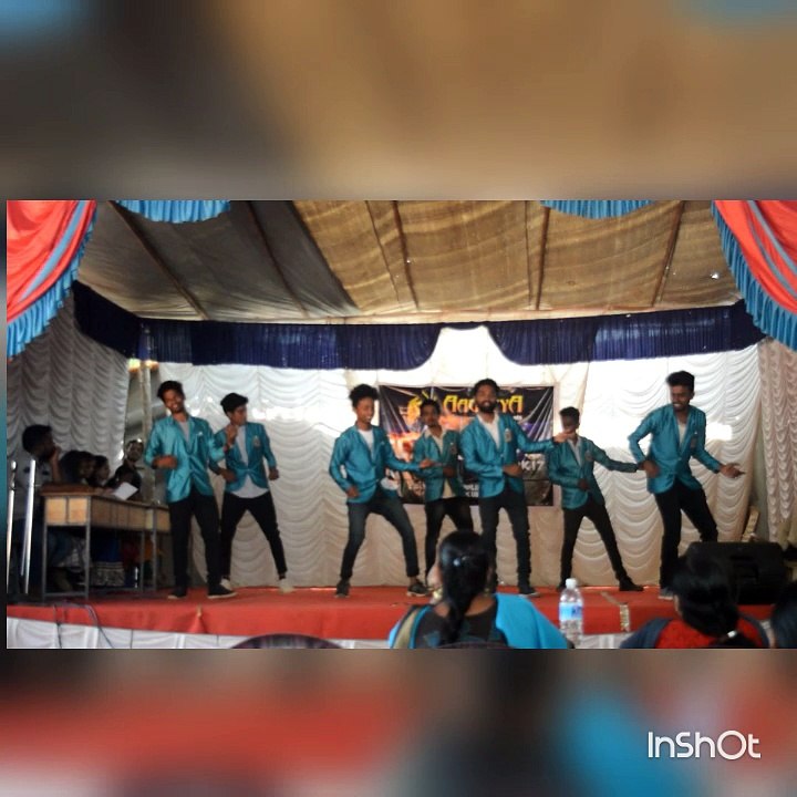 E-LEGENDZ dance performance