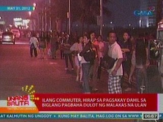 UB: Ilang commuter, hirap sa pagsakay dahil sa biglang pagbaha dulot ng malakas na ulan