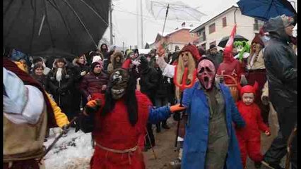 Vevchani celebra su carnaval pagano de 1.400 años de antigüedad