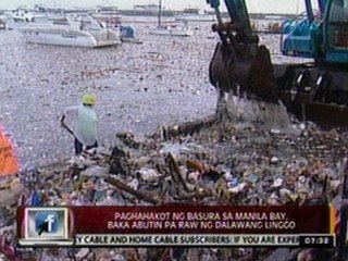24 Oras: Paghahakot ng basura sa Manila Bay, baka abutin pa raw ng 2 linggo