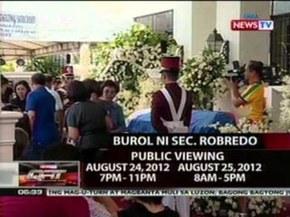 QRT: Mga miyembro ng PSG, nag-ensayo para sa burol ni DILG Sec. Robredo sa Malacañang