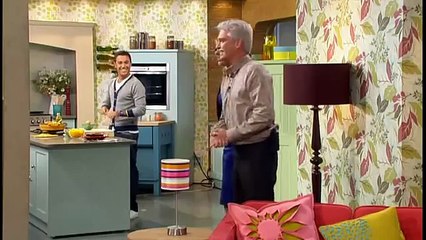 This Morning laughter - Phil s shirt and Gino D Acampo - May 2010