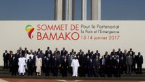 Hollande na sua última cimeira África-França
