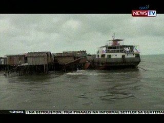 BT: Aabot sa 30 bahay sa tabing dagat sa Zamboanga, inararo ng sumadsad na barko