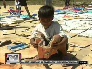 Ilang paaralan na napinsala ng Bagyong Ofel sa Mansalay, Mindoro, tinulungan ng Kapuso Foundation