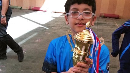 ضاري البقمي افضل لاعب مدارس السفراء الابتدائية بالرياض
