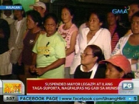 UB: Suspended Mayor Legazpi at ilang taga-suporta, nagpalipas ng gabi sa munisipyo