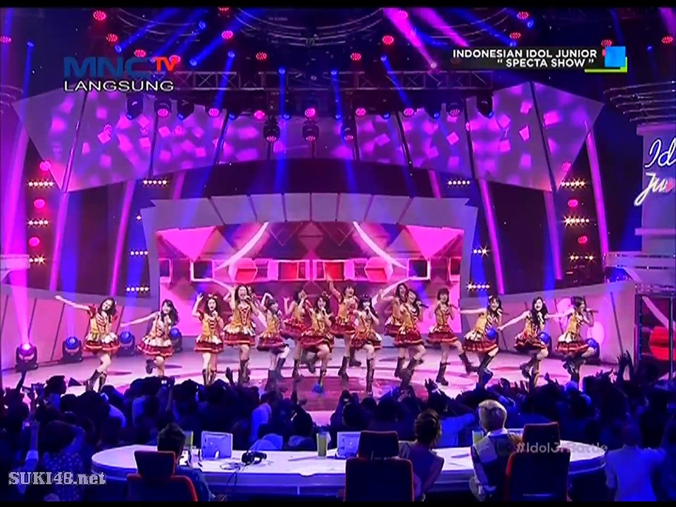 JKT48 - Saikou ka yo (Luar Biasa) @ Indonesian Idol Junior 170115