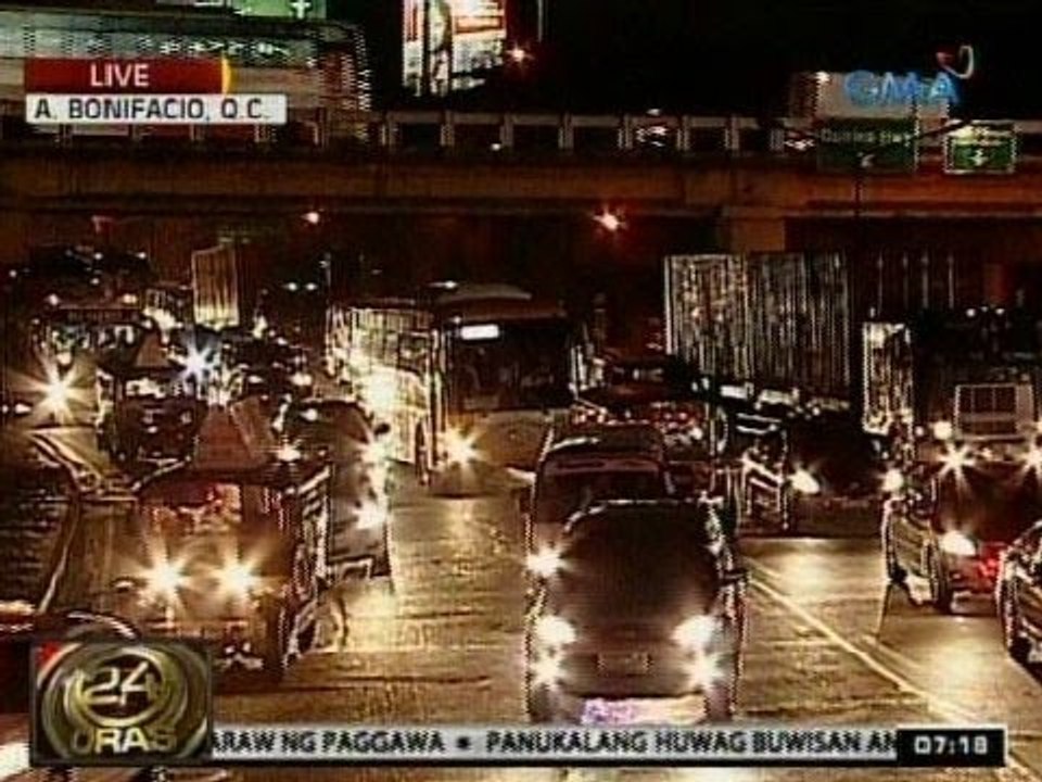 24Oras: Ginagawang drainage sa ilang bahagi ng Q.C., nagdudulot ng mabigat na daloy ng trapiko