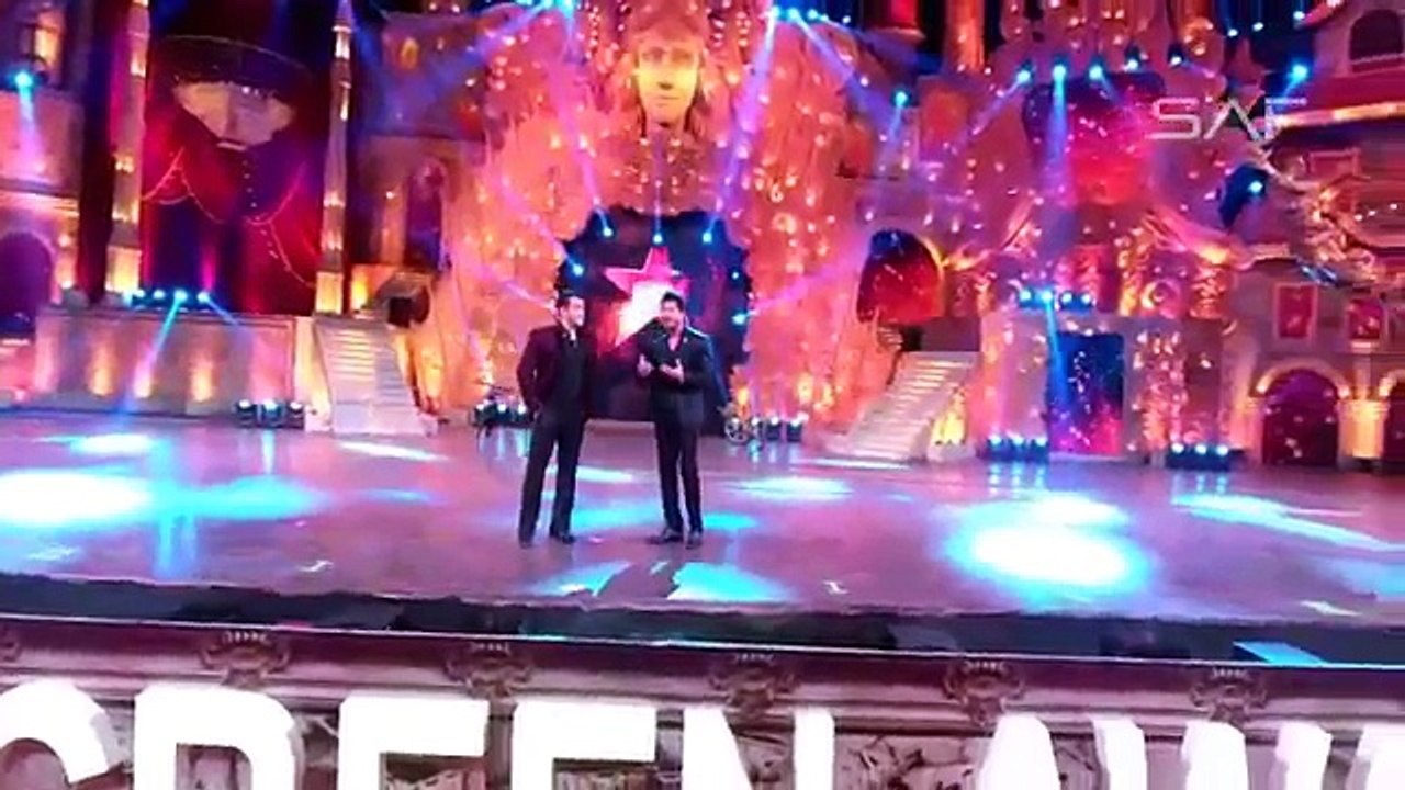 RAEES Shahrukh Khan and SULTAN Salman Khan Together - Have Fun Talk
