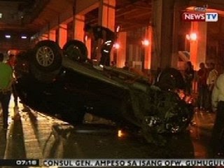 KB: SUV na pag-aari umano ng isang pulitiko, tumaob sa EDSA; 4 na sakay, sugatan