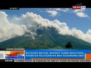 NTG: Bulkang Mayon, mahigit isang minutong nagbuga ng steam na may kasamang abo
