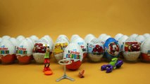 Kinder Surprise Eggs | Mickey Mouse & Goofy | egg surprises | Red Truck