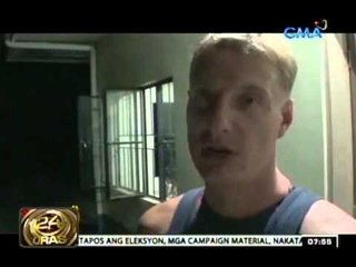 Paglangoy ng isang Latvian mula Bohol hanggang Cebu, naging mahirap dahil sa napakaraming dikya
