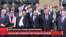 Çavuşoğlu, liderlerle aile fotoğrafı çektirdi
