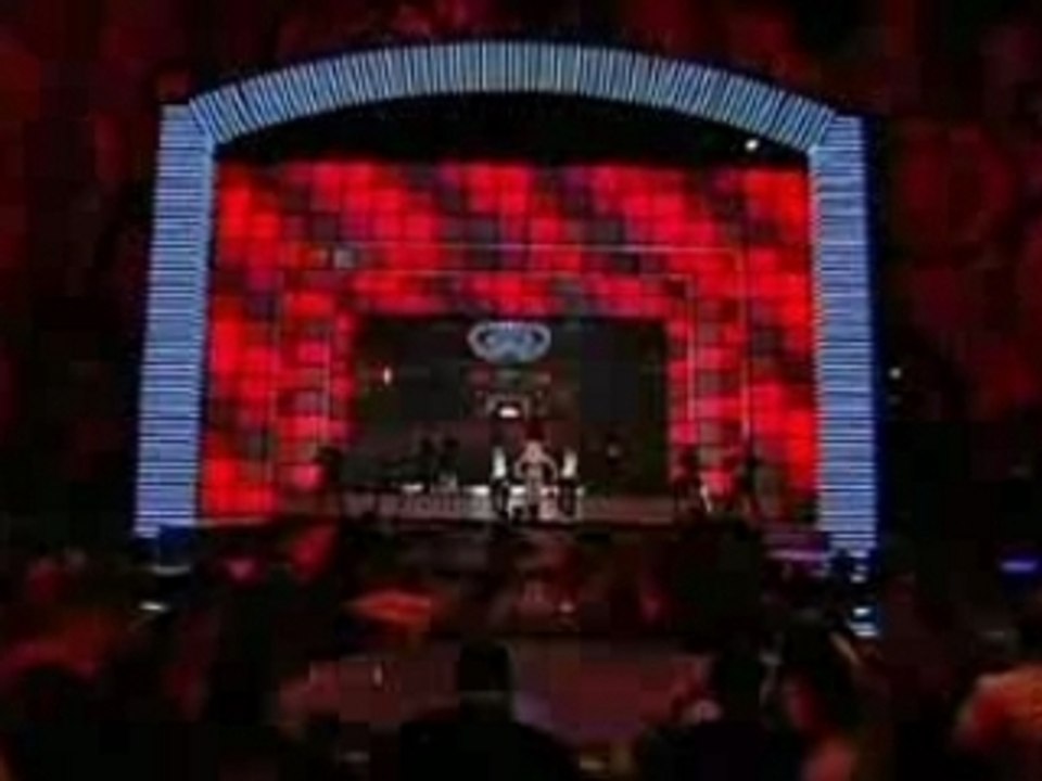Britney Spears Gimme more live MTV VMA Music Awards