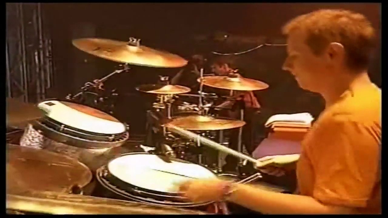 Muse - Feeling Good, Pinkpop Festival, 06/12/2000