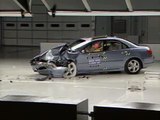 2005 Acura RL moderate overlap IIHS crash test