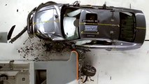 2017 Volvo S90 small overlap IIHS crash test