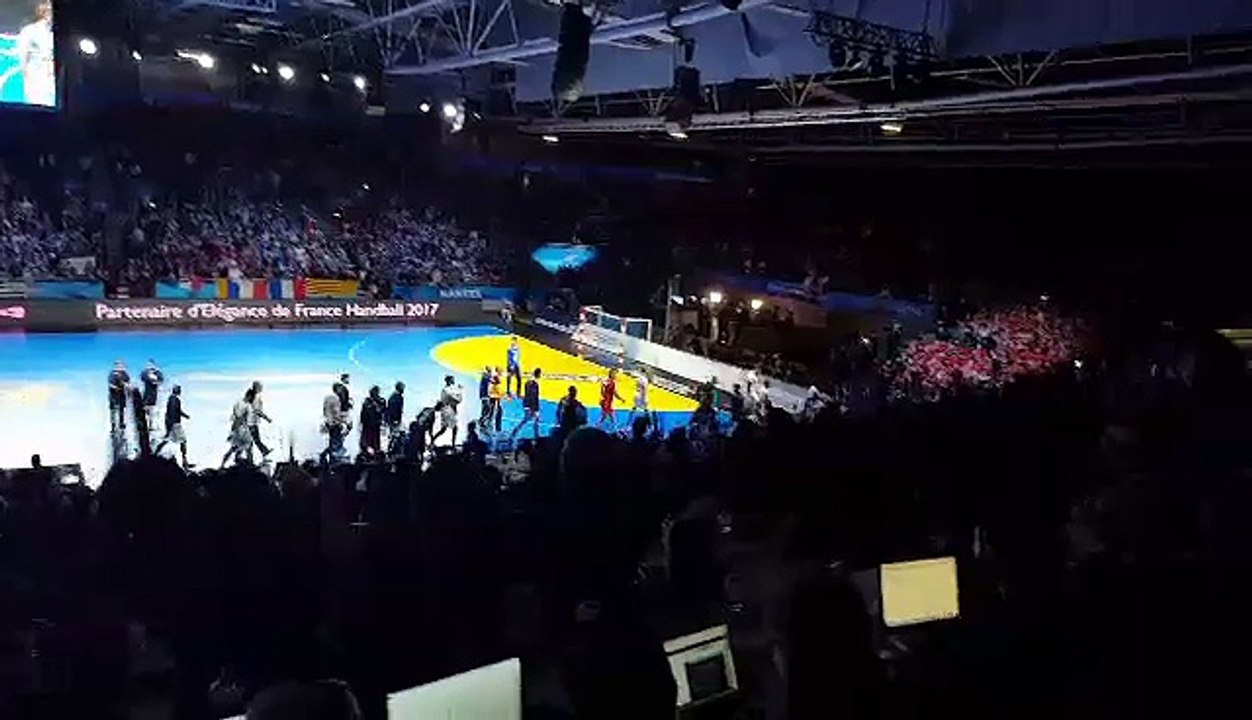 Mi-temps pour le France-Norvège et les bleus mènent 16-12 devant les scandinaves.