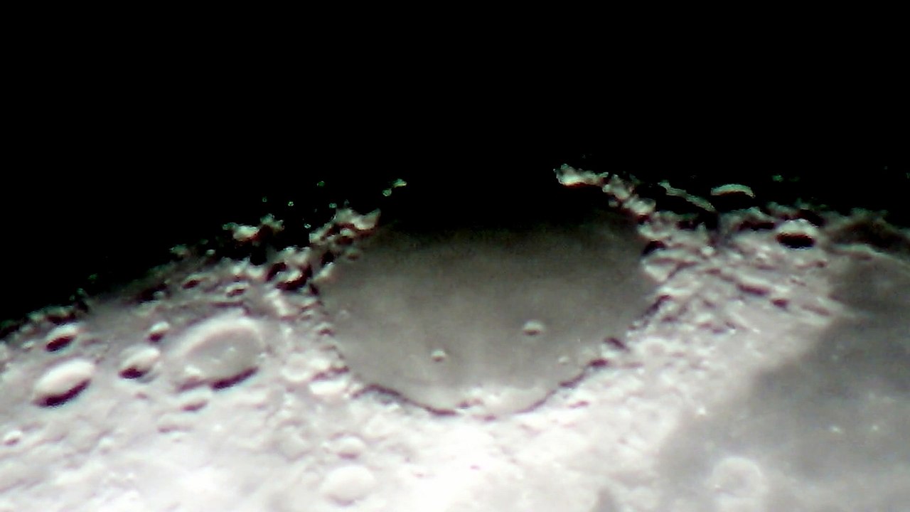 The Surface of the Moon (14 January 2017)