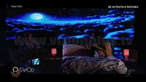 Video/ Rrëfehet juristja seksi: Fle gjithmonë nudo, edhe kur është ftohtë