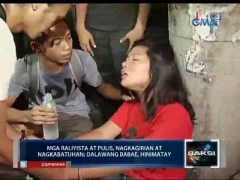 Saksi: 2 babae, hinimatay sa gitna ng girian ng mga pulis at militante sa labas ng Camp Karingal