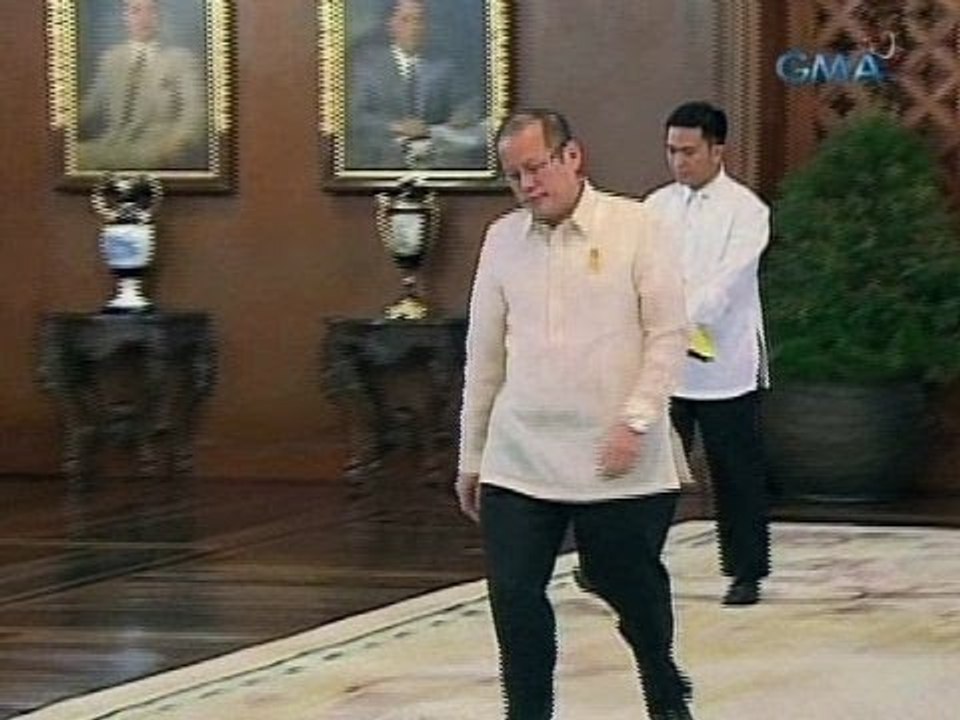 Bilang ng mga Pilipinong nagtitiwala at nasisiyahan sa pagganap sa tungkulin ni PNoy, dumami
