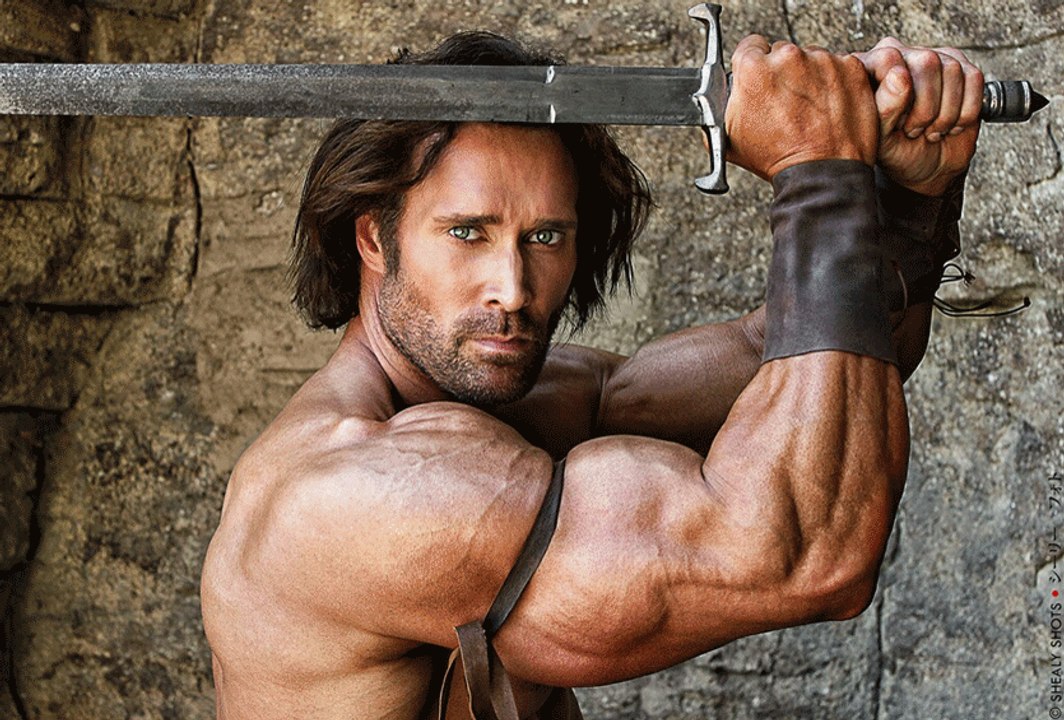 Mike O Hearn - 315 lbs x 42 consecutive reps for this years birthday squats session 2016