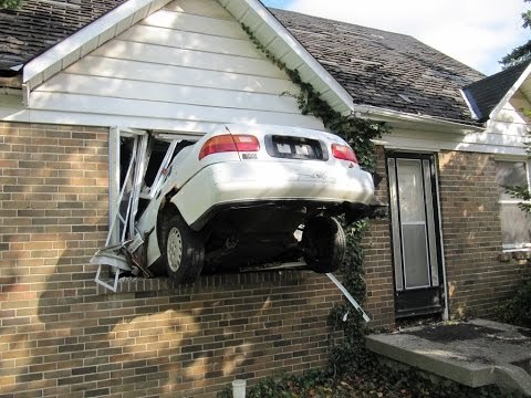 compilation crash accidents auto moto - du lourd ! car bike fail