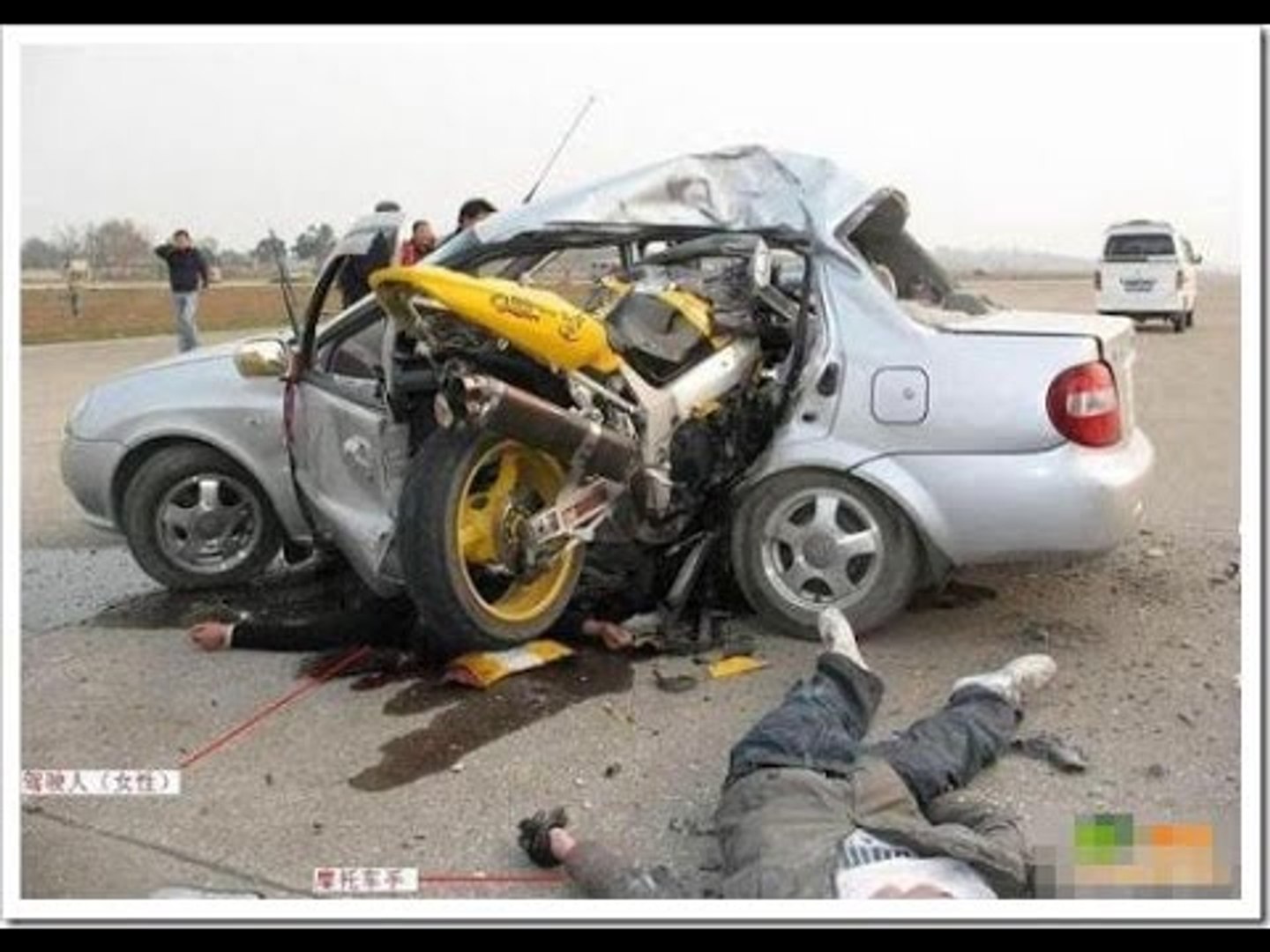 Accident De Voiture Mortel En Direct Camera De Surveillance Securite Partie 24 Video Dailymotion