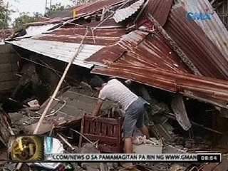 Mga nasalanta ng Bagyong Labuyo sa Zambales, sinimulan na ang pagkumpuni sa kani-kanilang bahay