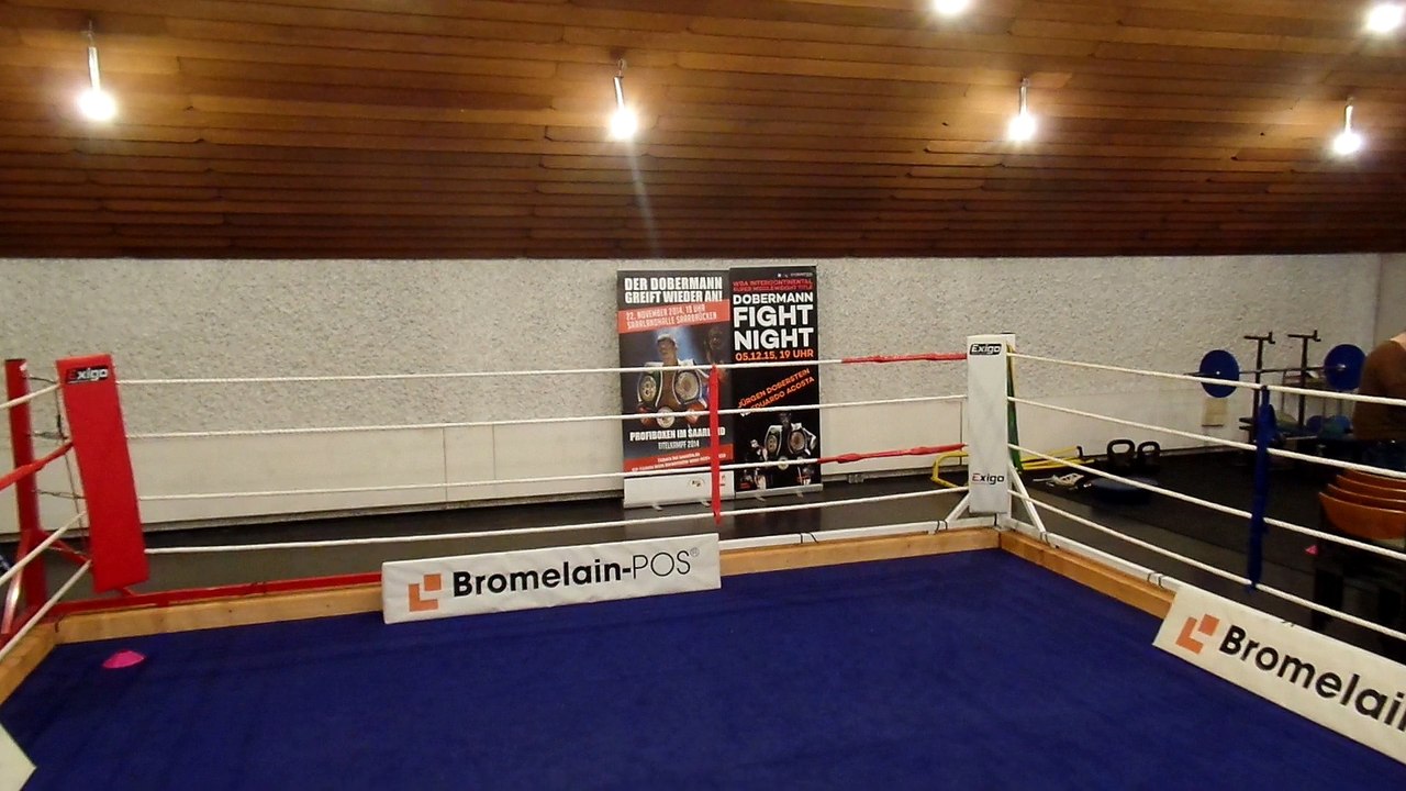 Fantreff zu Kaffee und Kuchen bei Profiboxer Doberstein