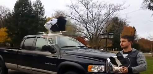 Essayez de ne pas rire - attitudes les plus fortes drôles