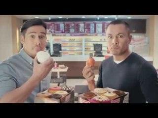 Piolo Pascual & Derek Ramsay in New TV Commercial Dunkin' Donuts (6 Jan 2017)