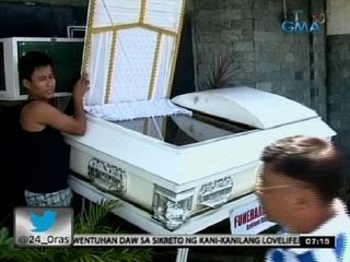 24 Oras: Dambuhalang kabaong, kasya ang dalawang tao sa loob