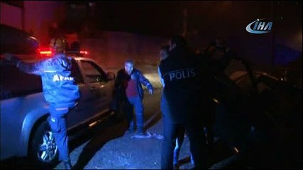 İmece usulü şoför kurtarma operasyonu.