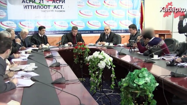 Таджикские власти берут под контроль обряд исламского бракосочетания (никях)