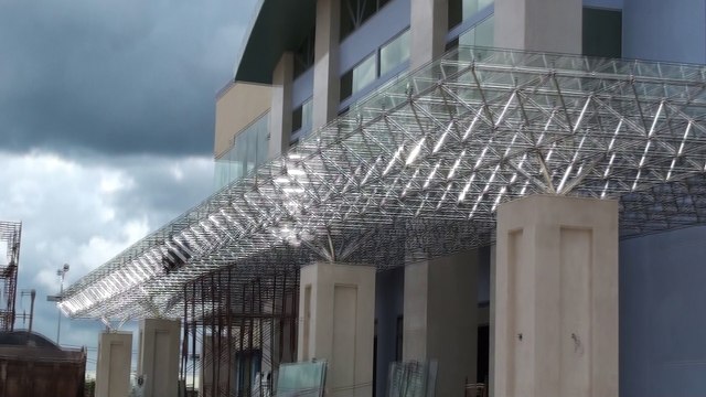 Sản Phẩm giàn không gian inox của TINTA. Bạn sẽ hài lòng khi chọn INOX TINTA làm đối tác cung cấp giàn không gian