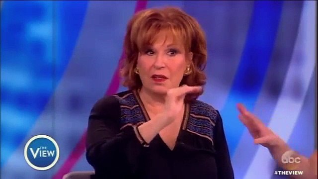 Whoopi Goldberg, en colère, traite Kanye West de crétin et d' abruti - Découvrez pourquoi