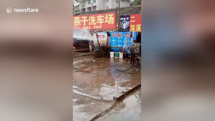 Car wash bosses fight over customers