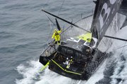 Vendée Globe: lancé comme une fusée, Thomson bat le record des 24h
