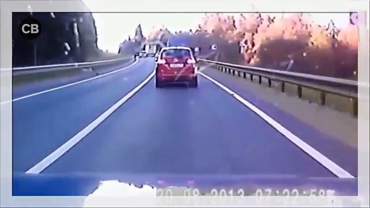 Car accidents Fatal car crashes Brutal Car Crash Compilation!!! (2)