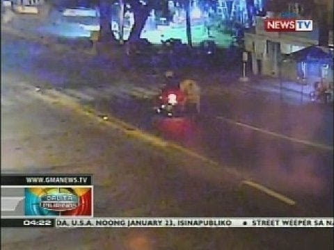 BP: Pagbangga ng motorsiklo sa isang pedicab sa Laoag City, Ilocos Norte, na-huli cam