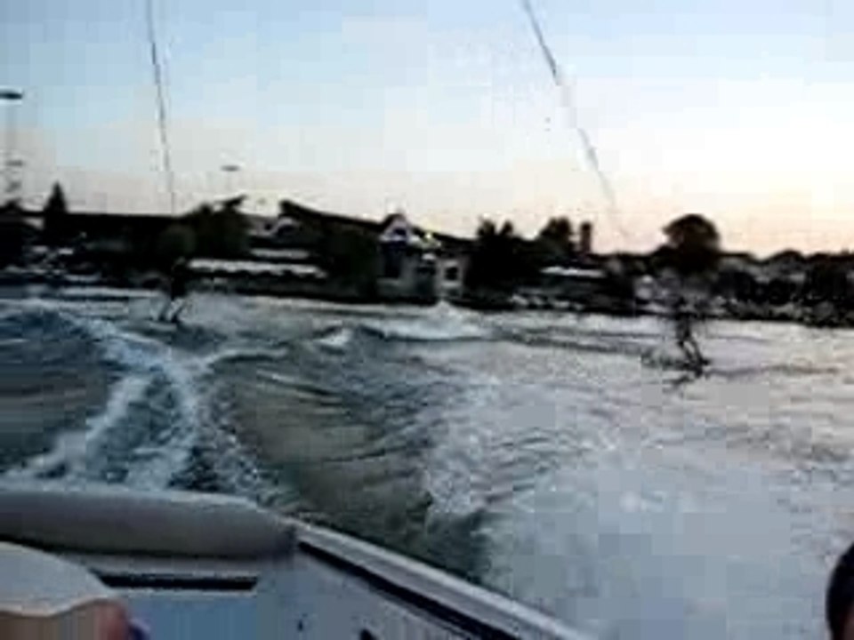 Show nautique - 13 juillet 2007 : Demi-tour wake/bateau