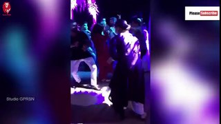 Virat Kohli & Anushka Hot Dance At Yuvraj Singh's Wedding - Viral Video -