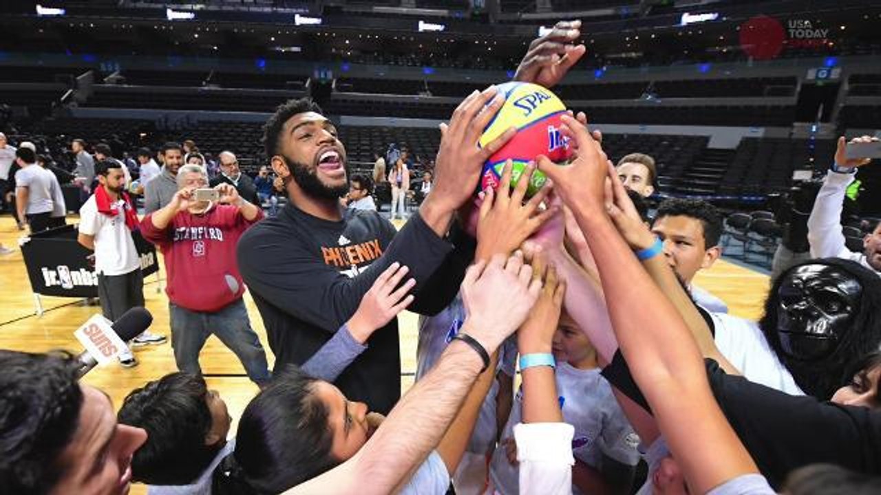 NBA spreads joy of basketball in Mexico City