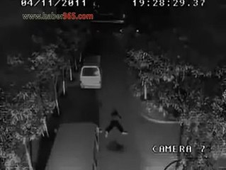 Adama iki kere üst üste yıldırım düştü!